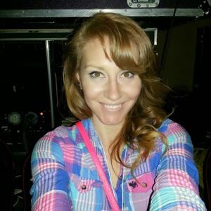 Meet your Posher, Nicole